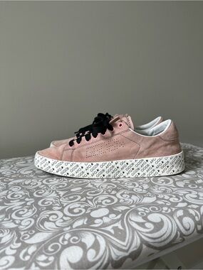 Golden Goose Pink Suede High End Sneakers
